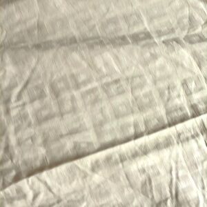 Exotica 100 duvet only size Queen
